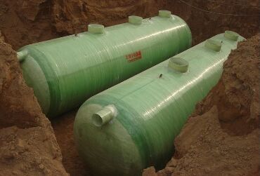 玻璃钢化粪池施工现场