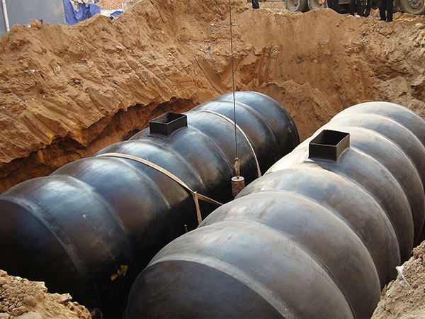 玻璃钢化粪池与传统化粪池有哪些优缺点？